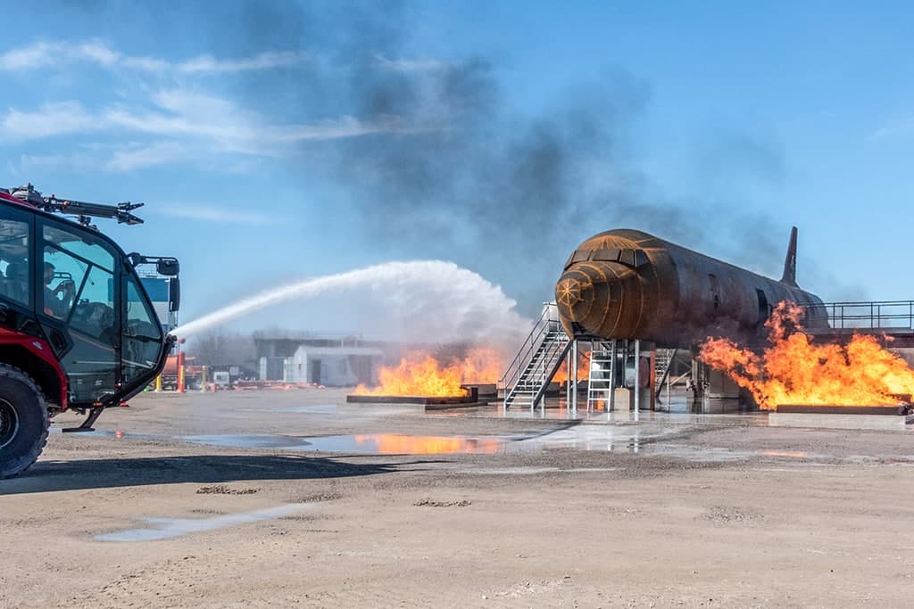 Dräger AFS 5000 (ARFF) – Extended version / Firefighting attack