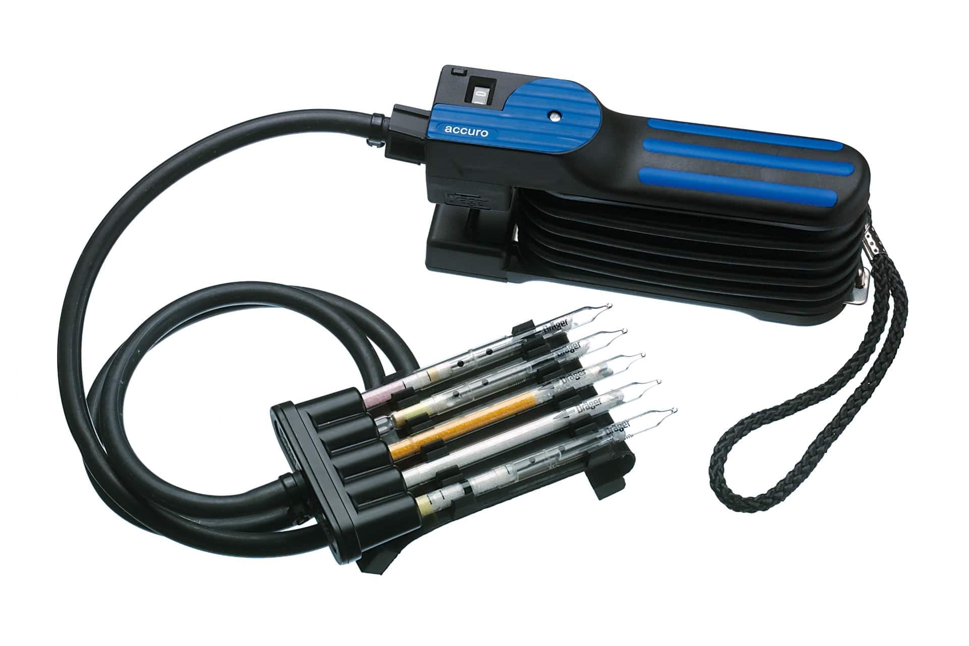 Dräger Civil Defence Set detect up to five different chemical agents simultaneously – in just five minutes