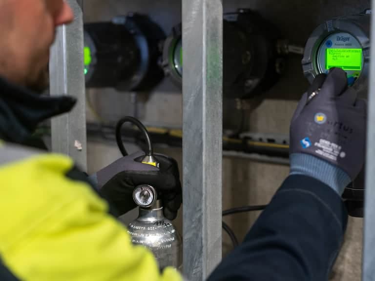 Dräger Polytron 8100 EC Toxic Gases and Oxygen Detectors -