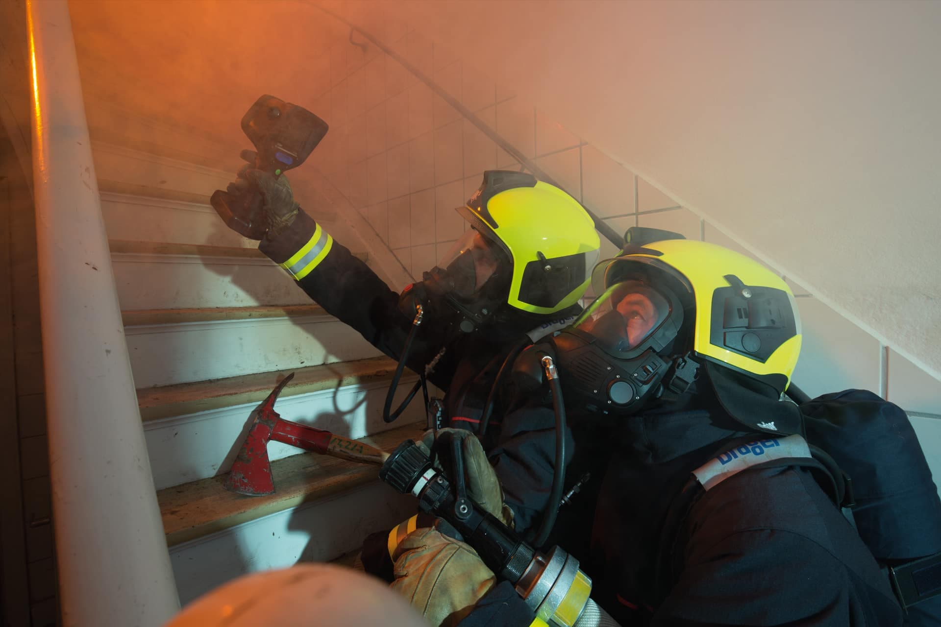 Excellent voice quality is achieved by removing all interfering noise.