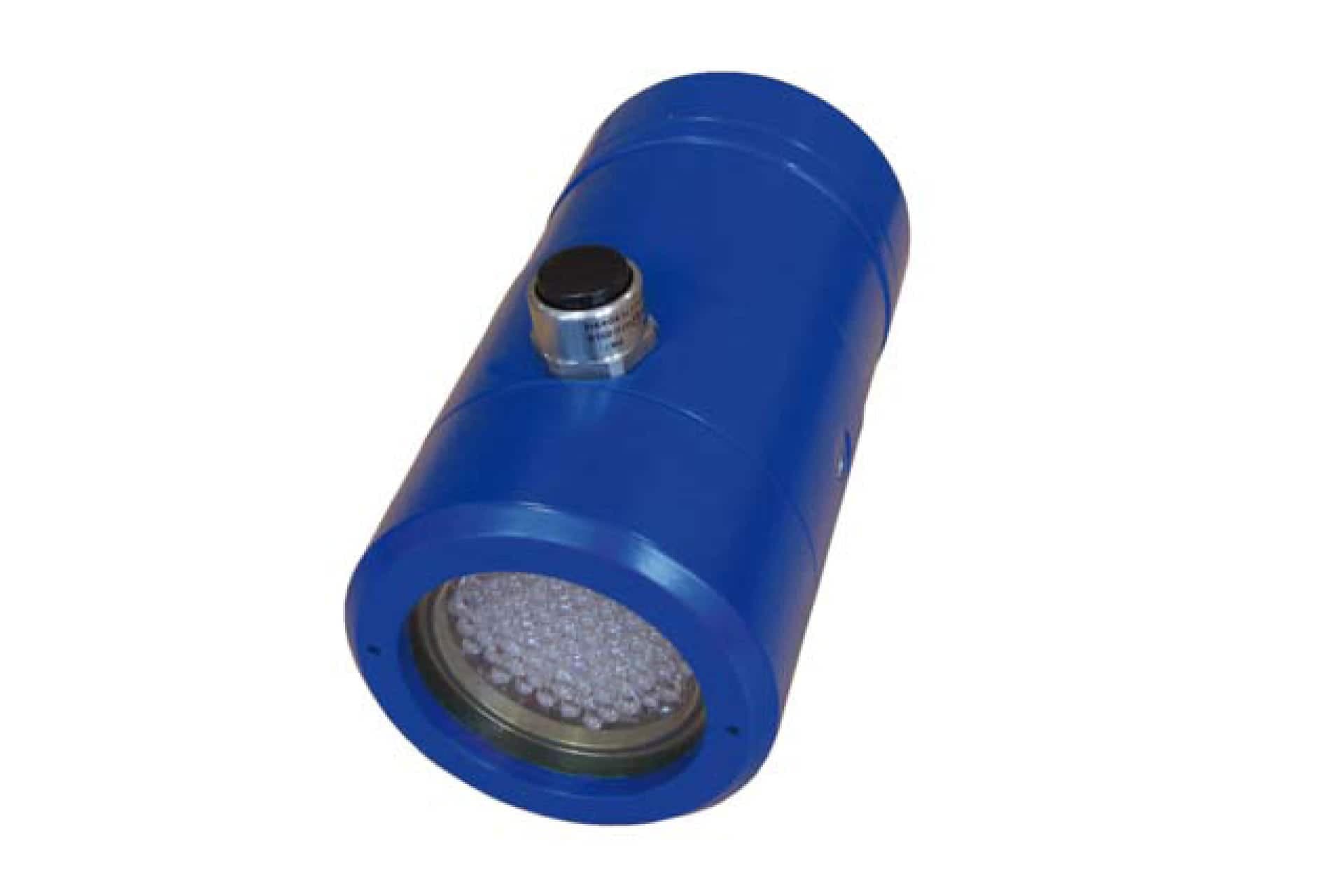 Dräger FS 5000 is used to simulate the presence of fire or flames to test the correct operation of the Dräger Flame 5000 CCTV Detector