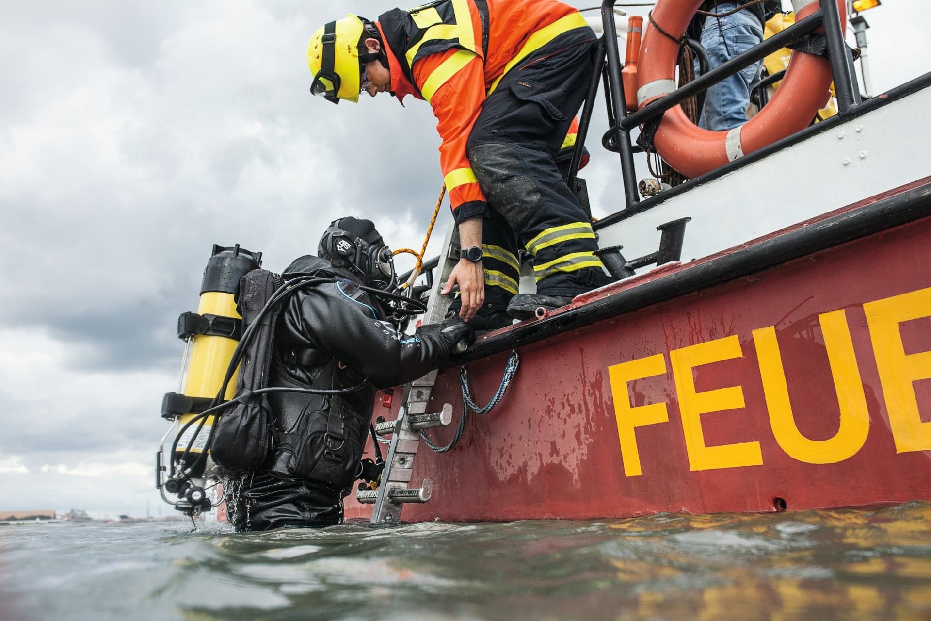 Water rescue with Dräger HPS 3500