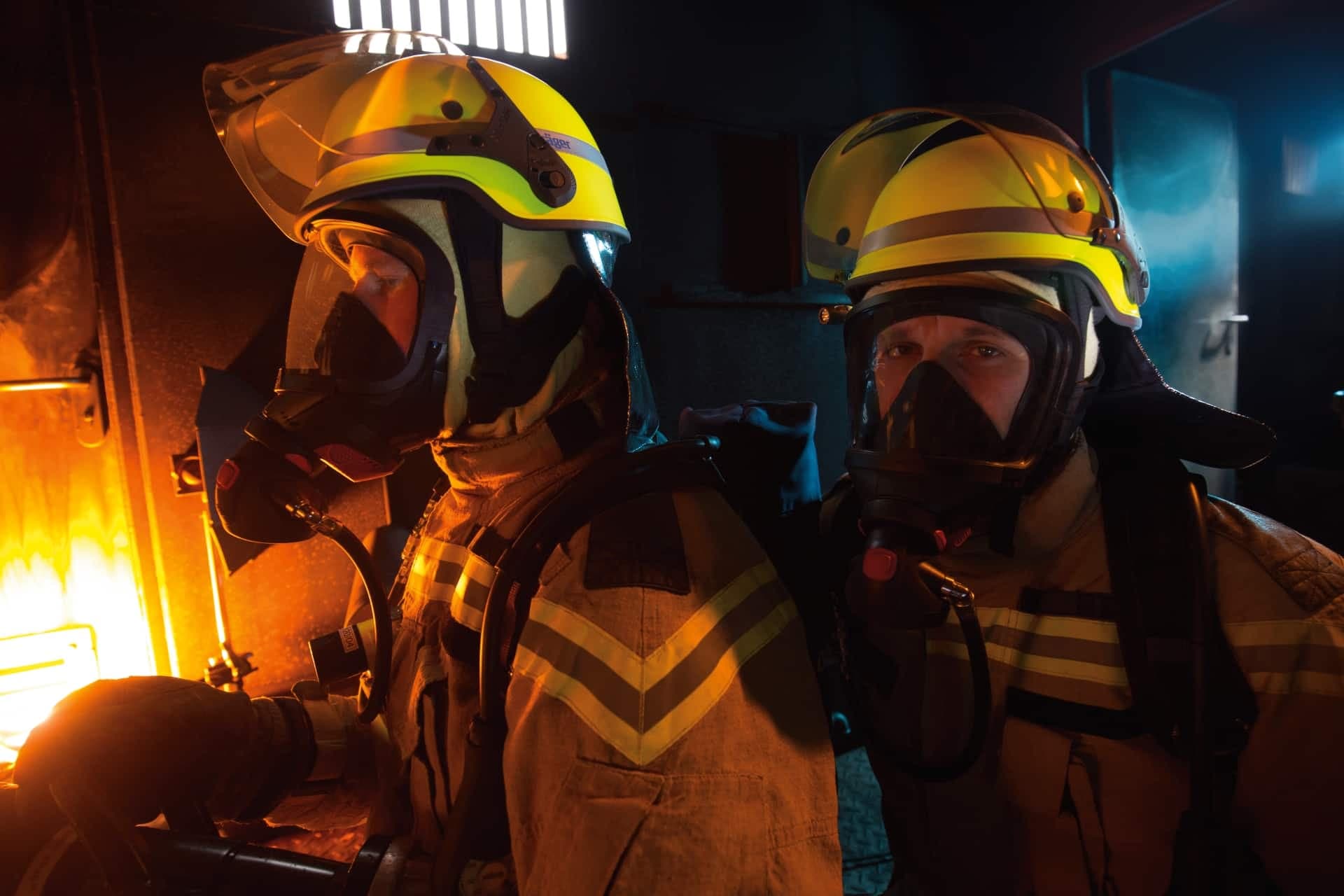 Excellent protection against impacts and extreme heat thanks to the robust outer shell of the HPS 4500