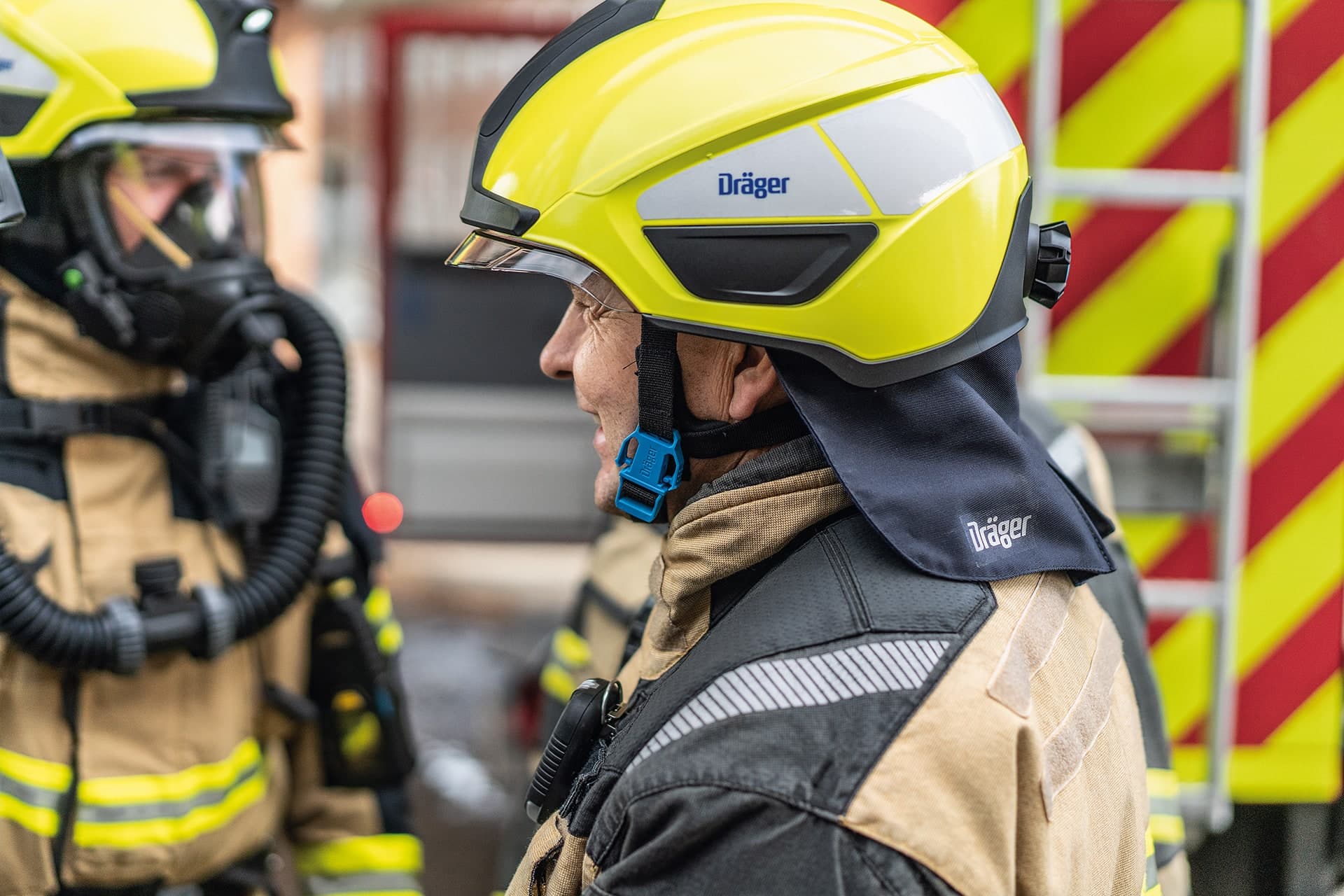 Excellent protection without restricting your movement and perception thanks to compact helmet shell