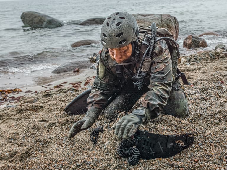 Dräger LAR 8000 Rebreather -