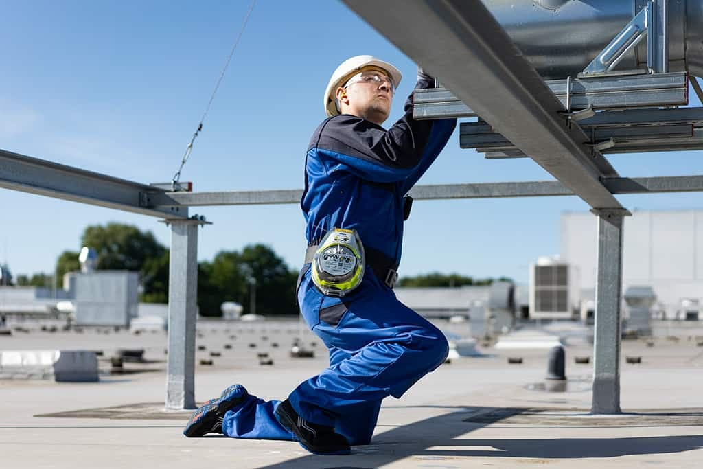 Dräger PARAT® Filtering Escape Hoods Escape and Respirator Hoods