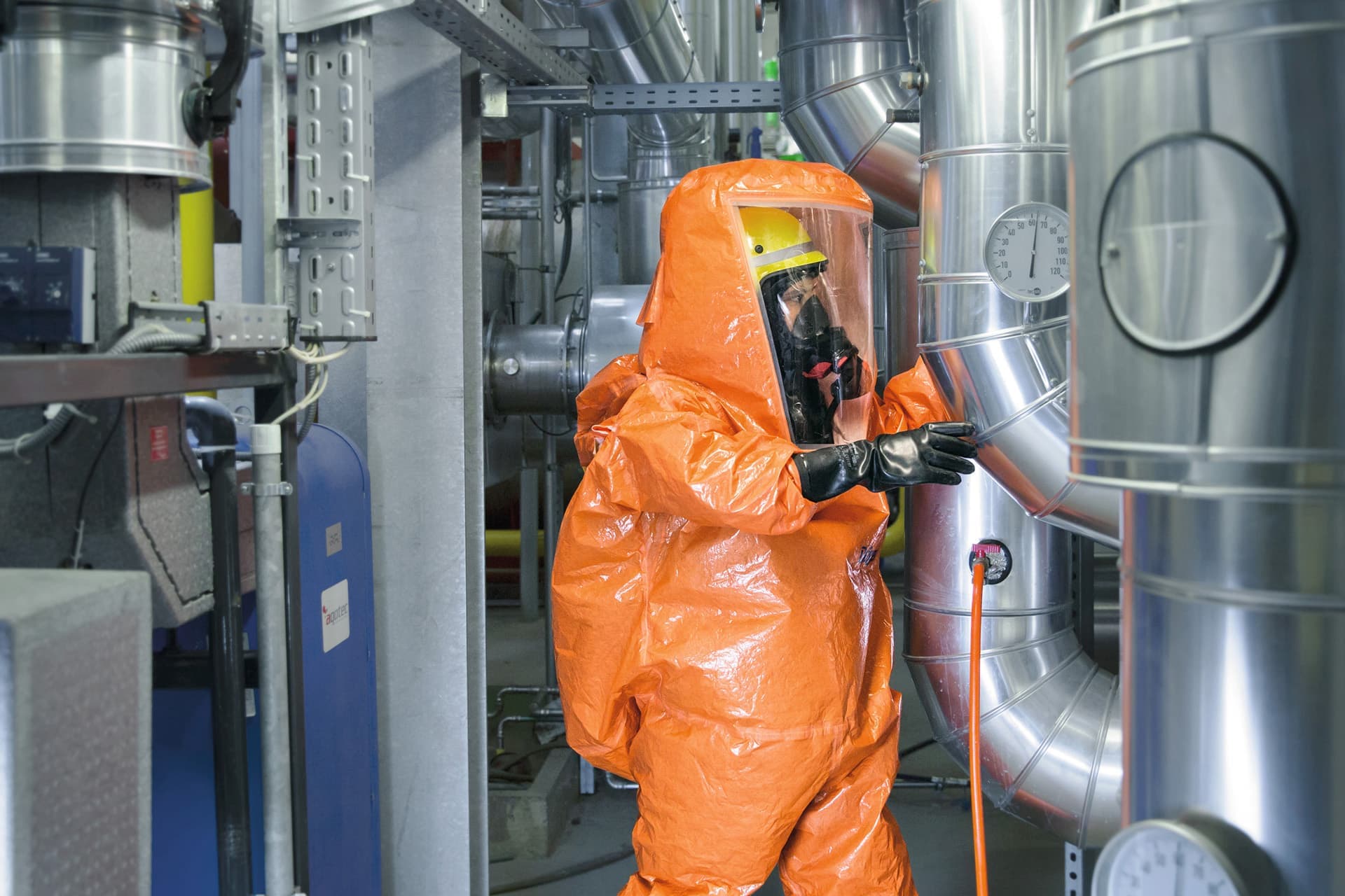 The liquid-tight suits offer reliable protection against the finest particles and powders, many concentrated inorganic acids and alkaline solutions.