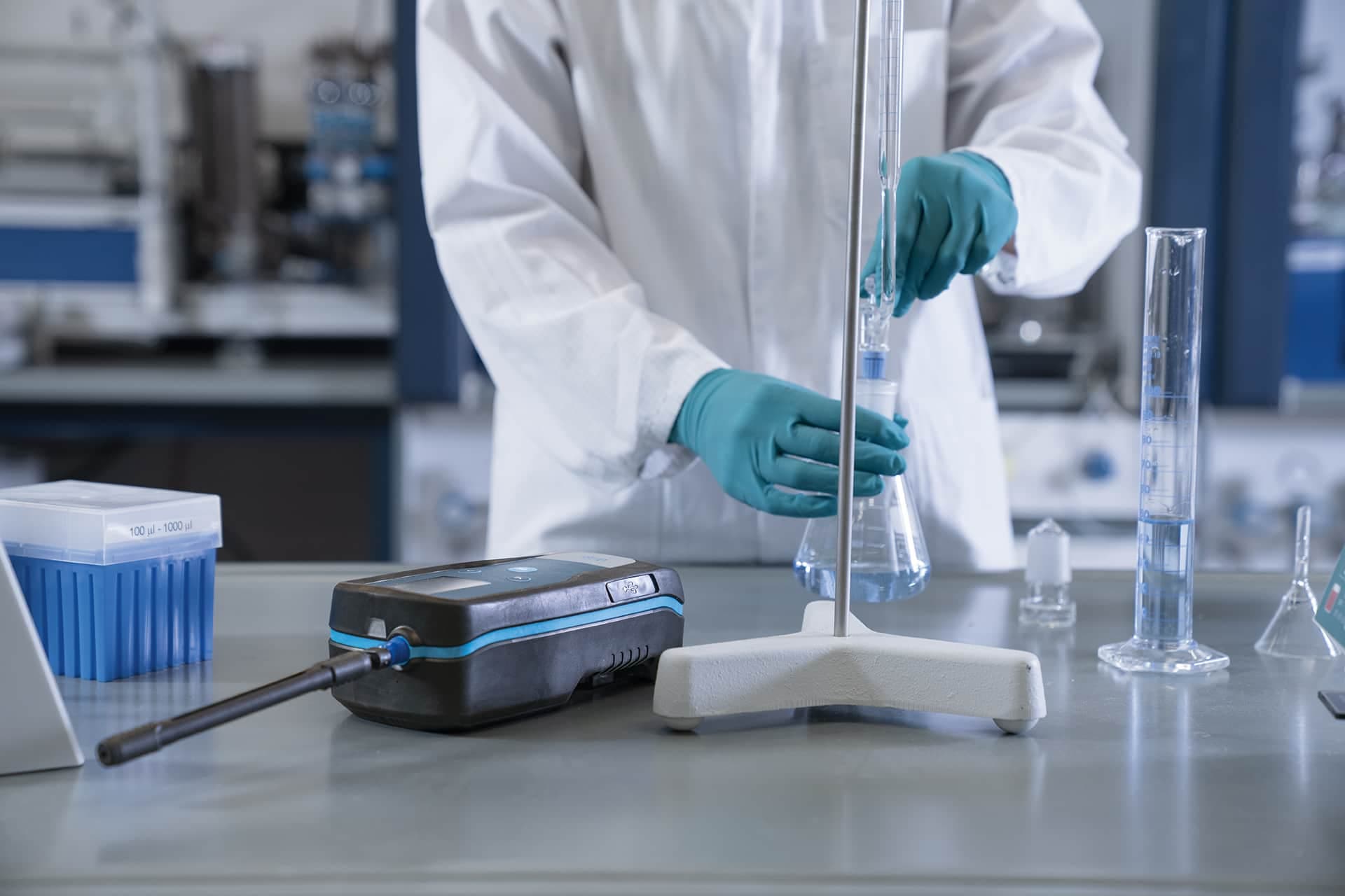 Dräger X-act 7000 Pumps for Gas Detection Tubes