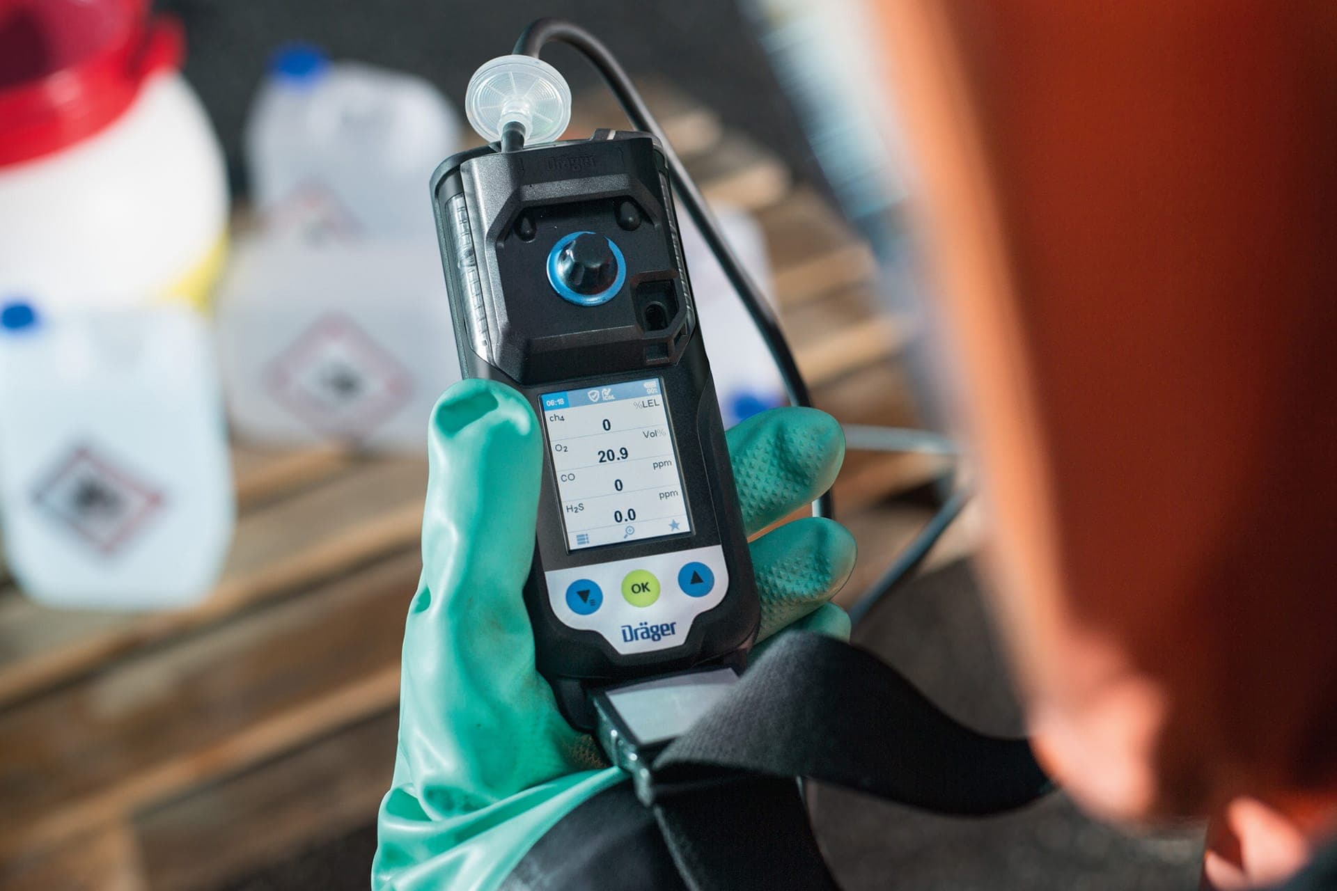 The colour display of the multi-gas monitor is easy to read and ensures optimum safety and easy handling.