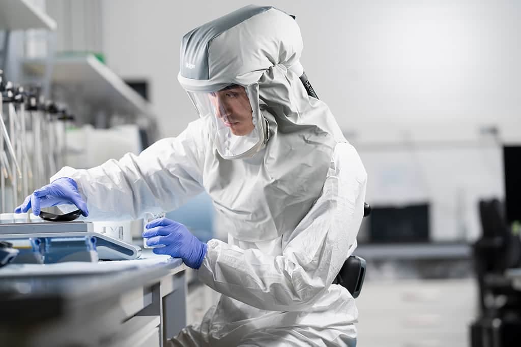 Dräger X-plore 8000 Hoods Headpieces for PAPR and Airline