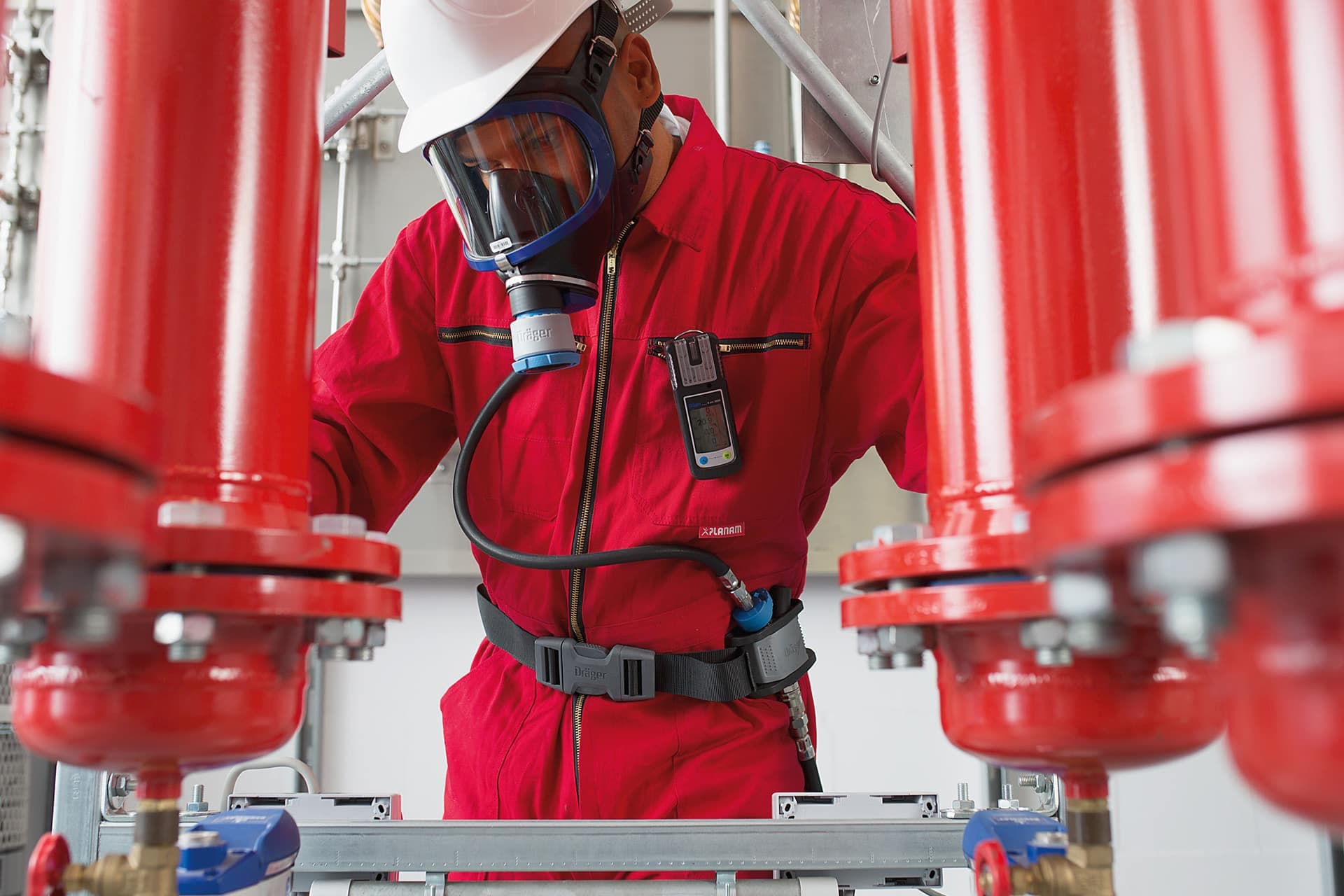 The X-plore 9500 is compatible with the Dräger X-plore 6300 range (Rd40 connector types).